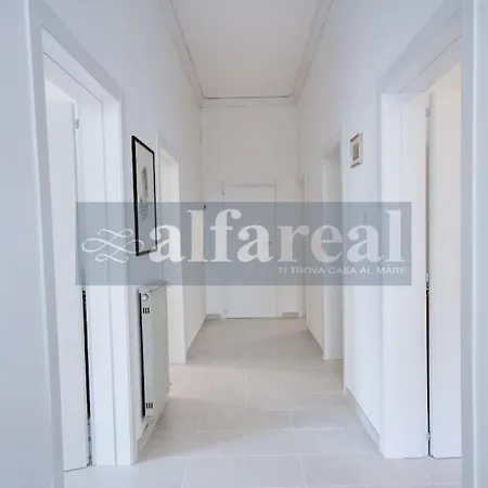 Appartement Luigina, Piano Terra, Due Posti Auto E A 200 M Dal Mare! By Alfareal *